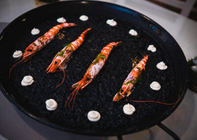 Arroz negro con gambas